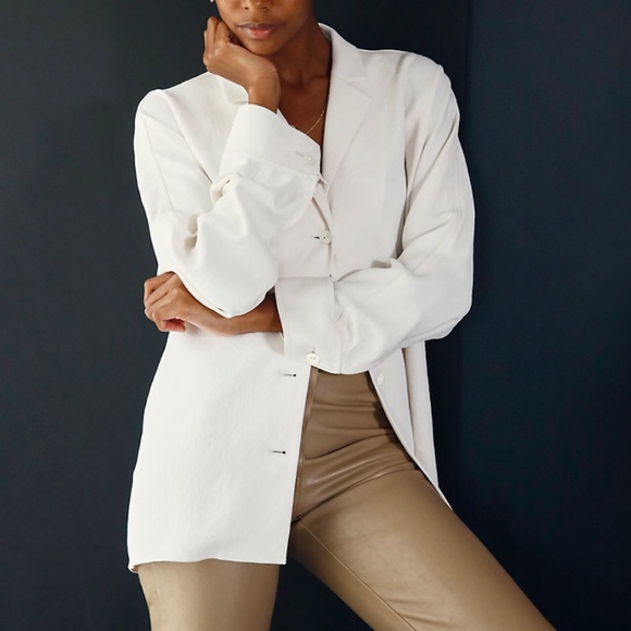 Aritzia Tops - Aritzia Wilfred Flowy Button Up